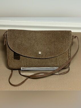 Rare Vintage Borbonese Redwall Partridges Eye Textured Sling Bag - Made in Italy